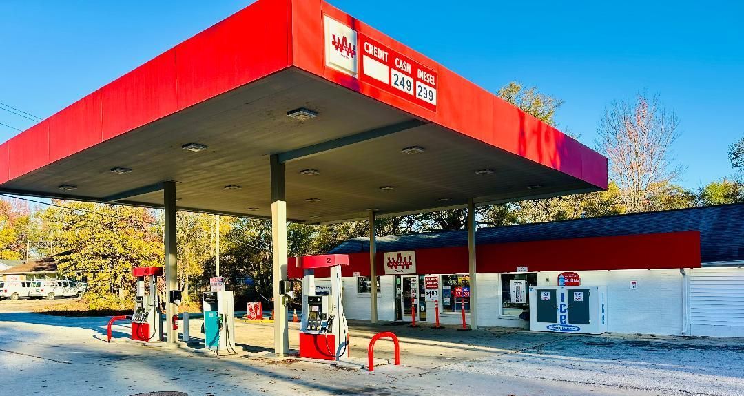 W.E. Willis convenience store & liquor store