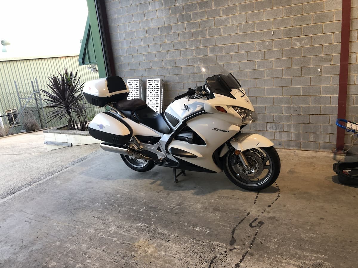 Honda ST1000 - Motorbike Repairs in Lismore, NSW