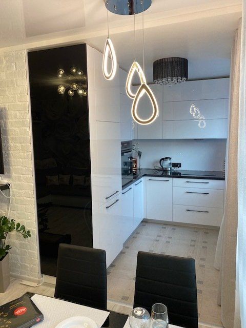 marble surfaces, artificial stone surfaces,