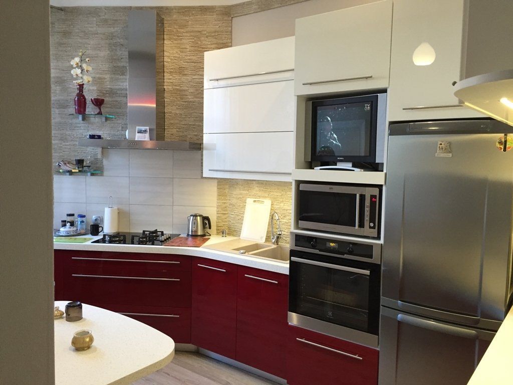 biroja mēbeles, iebūvējamas mēbeles, bīdāmās sistēmas