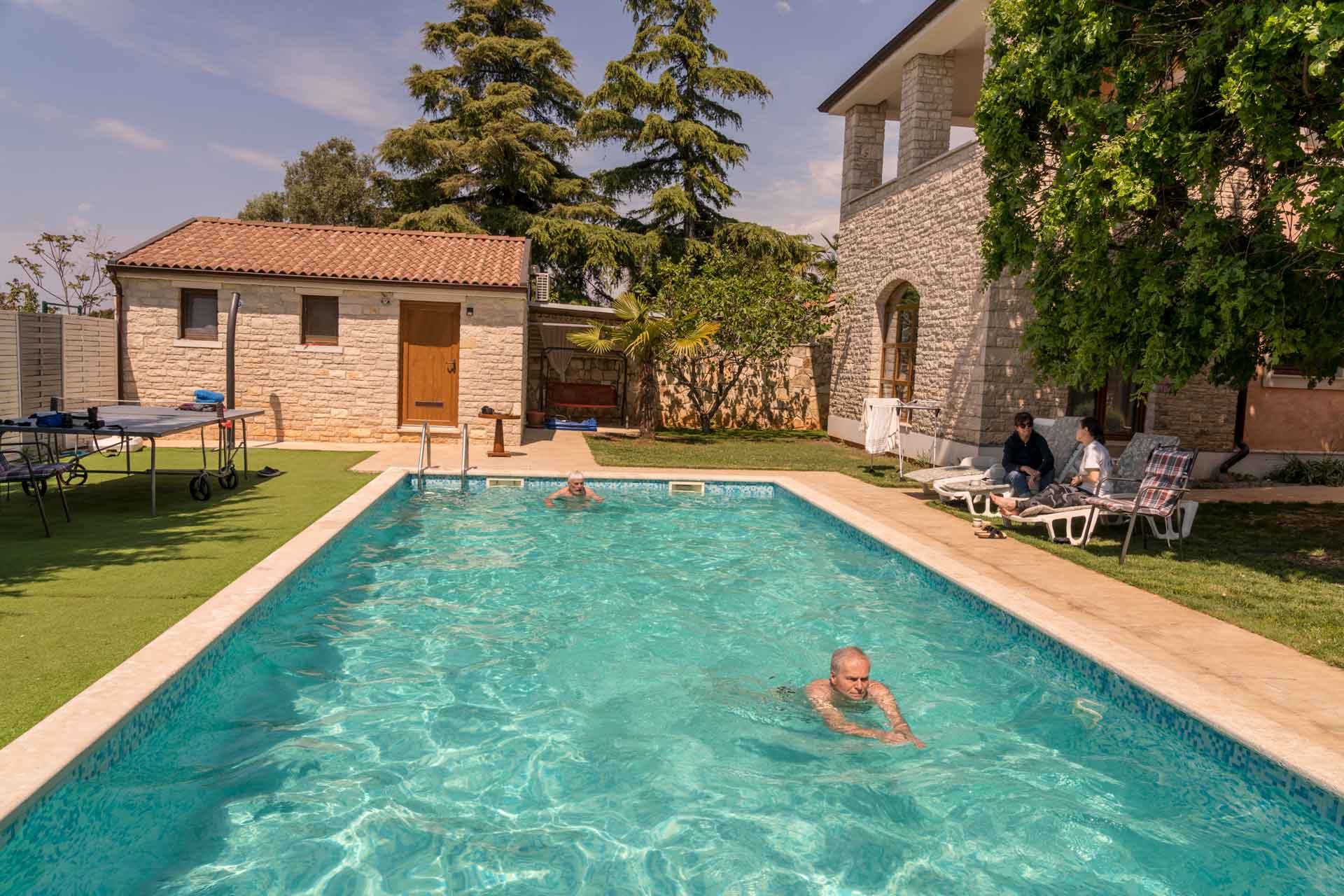 Shop Fiberglass Pools Fort Wayne, IN Platinum Pools