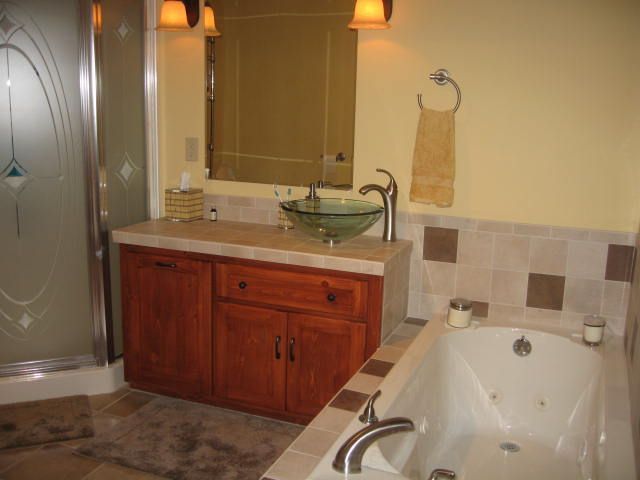 Bathroom Before Remodeling Service - Big Flats, NY - Weiss Construction 