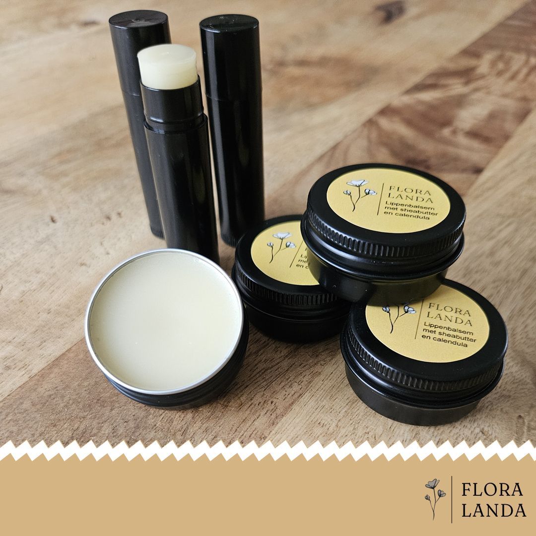 verzorgde natuurlijke lippenbalsem in blik of stick van Floralanda