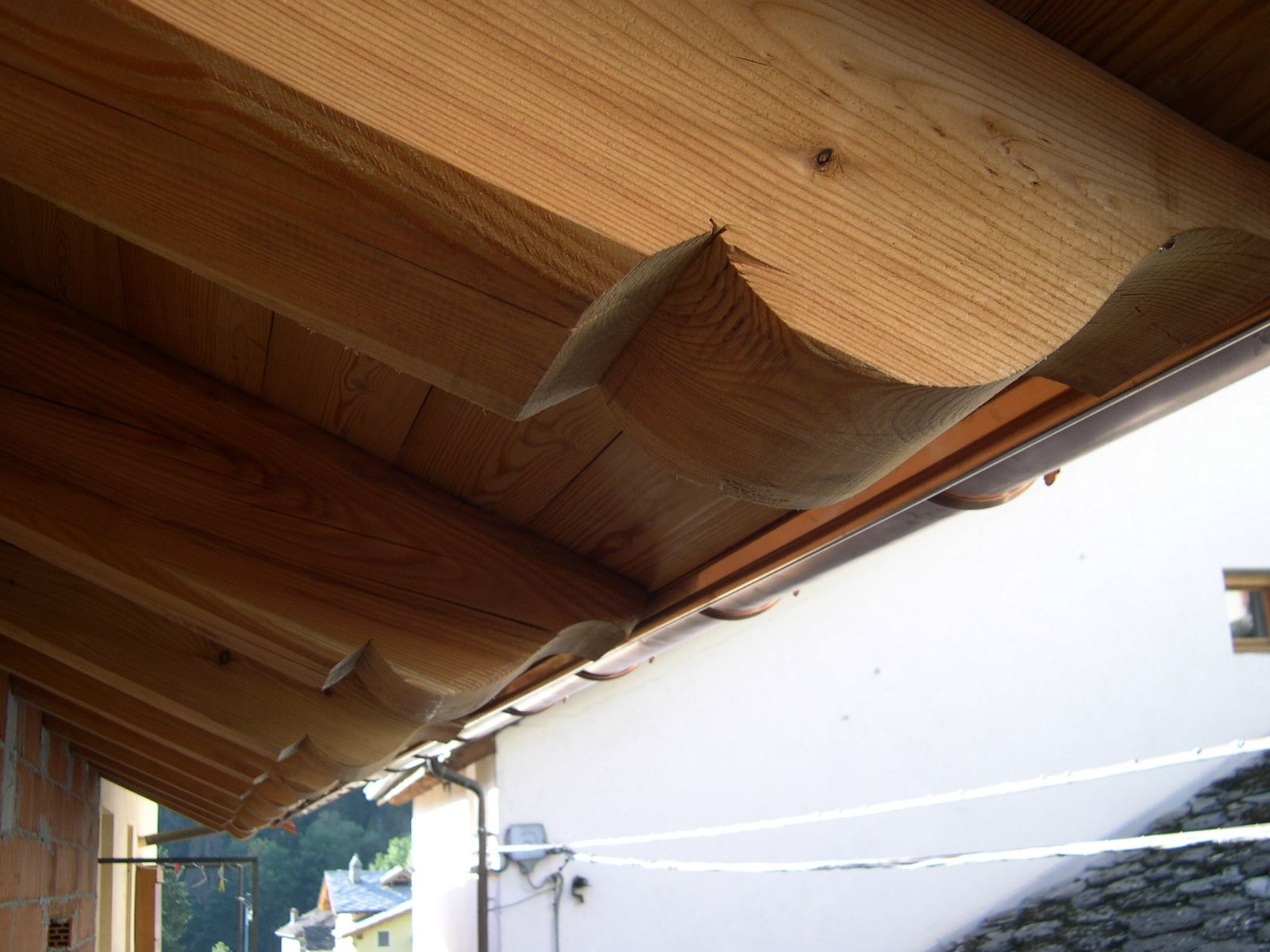 falda del tetto in legno Jacquemod F.lli Aosta