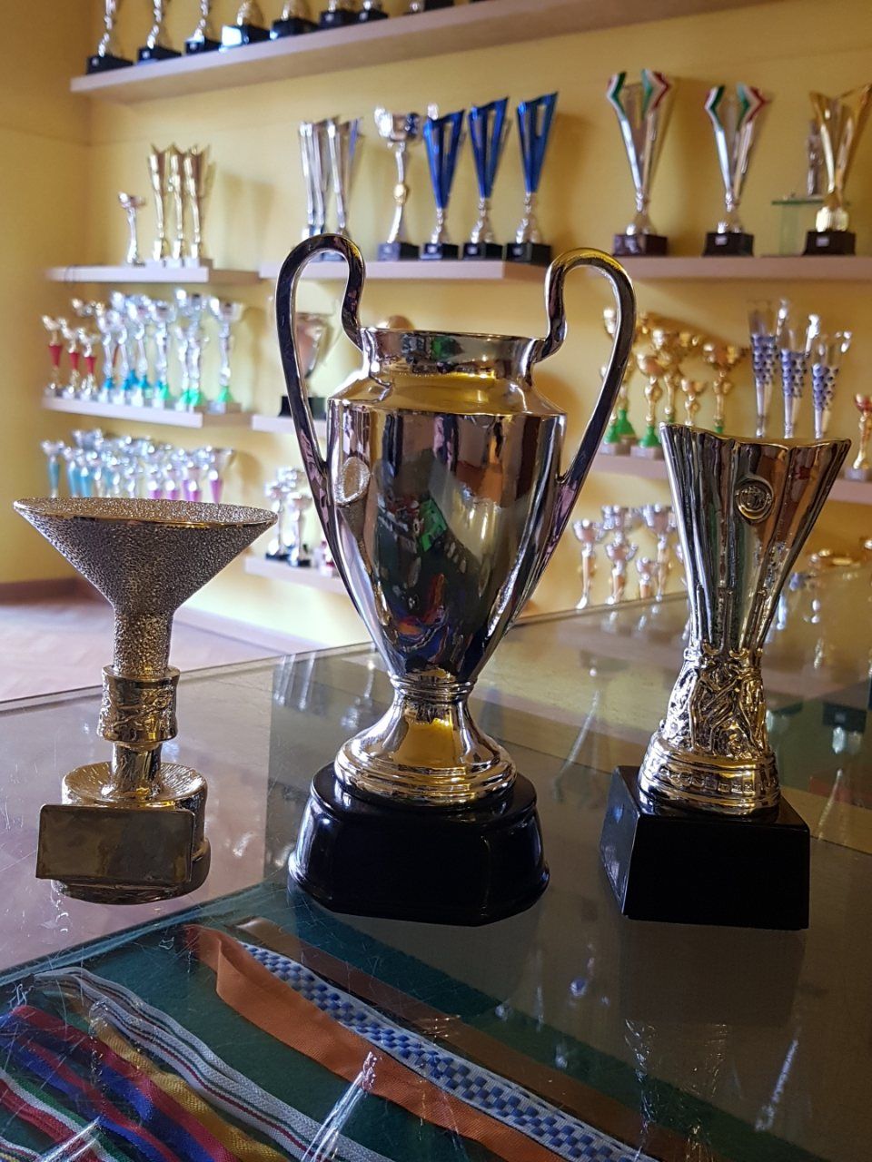 coppe argentate per premiazioni