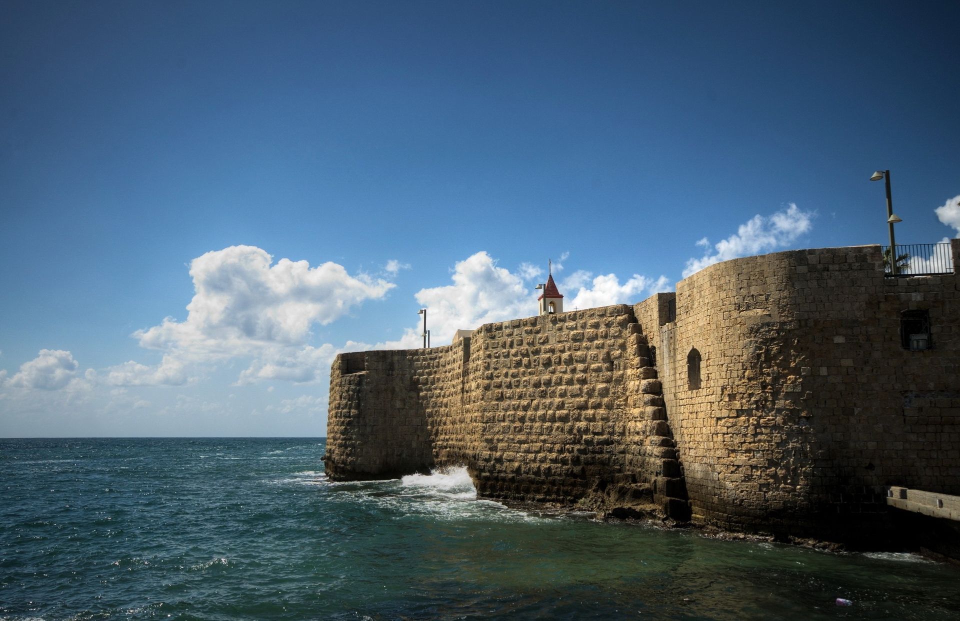 חומות עכו העתיקה