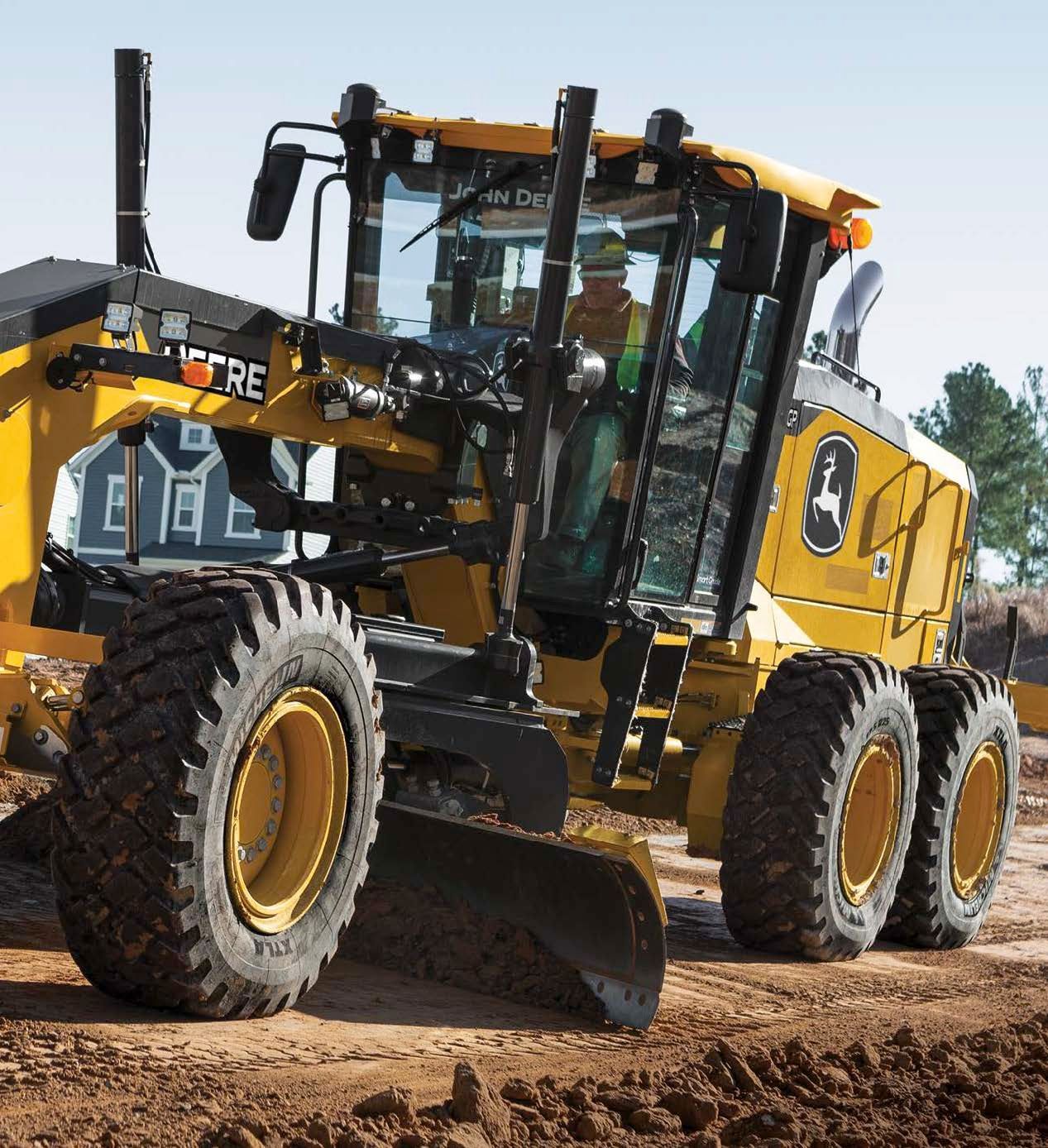 John Deere 670GP - 14GU