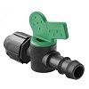 Válvula de manija verde y cuerpo negro. Se utiliza para controlar el caudal de agua en riego.