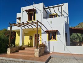 Villa Helios, with private gates pool in Western Crete