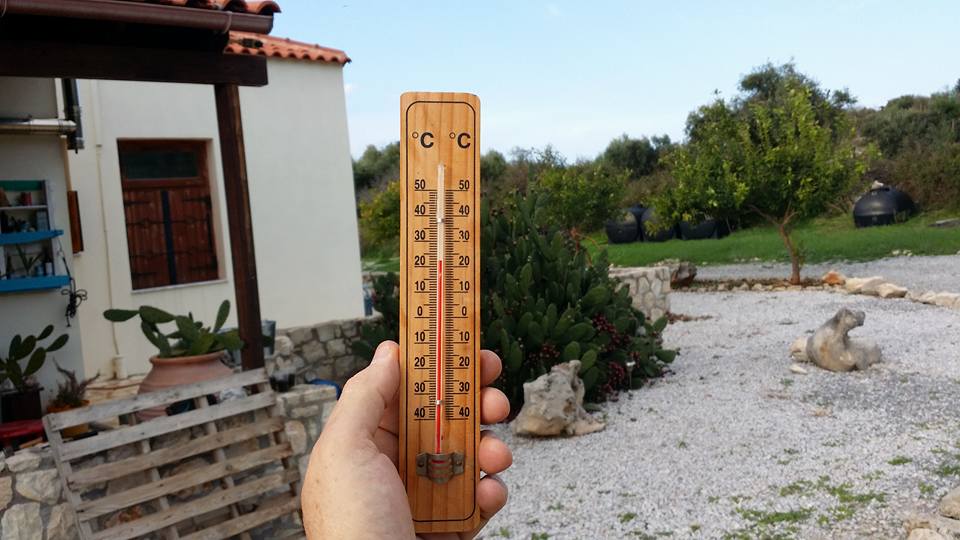 With these temperatures, everyone can get a suntan in November at our villas in Crete