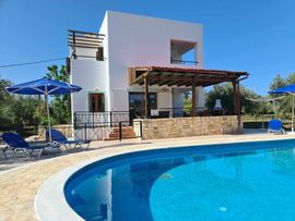 Villa Angelos, in West Crete, with private gated pool