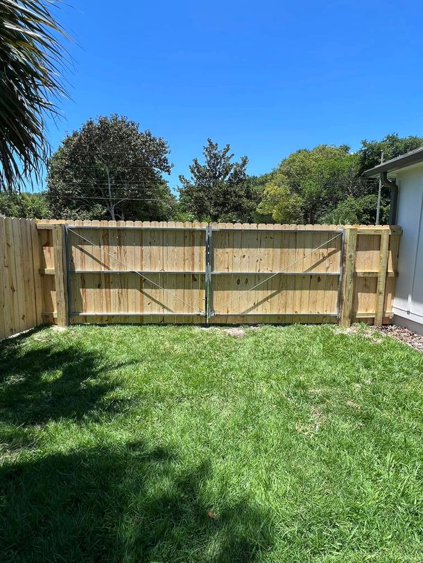 fence installation navarre fl