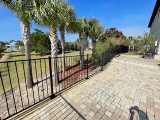 fence installation navarre fl