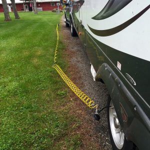 I need both of my air hoses to reach the camper tires