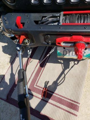 Roadmaster Nighthawk hooked up to Jeep Wrangler