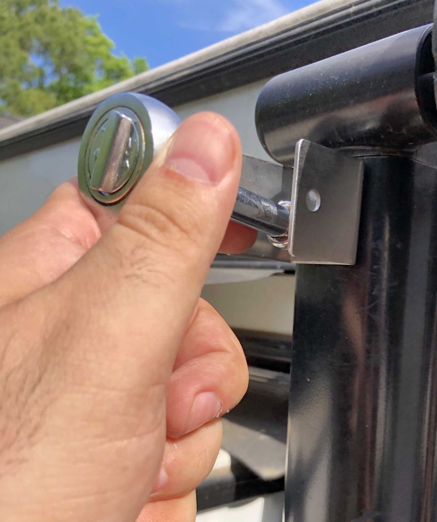 Tightening bolt into bracket