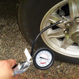 The provided air chuck locks on and is comfortable to use; I just have gauge issues