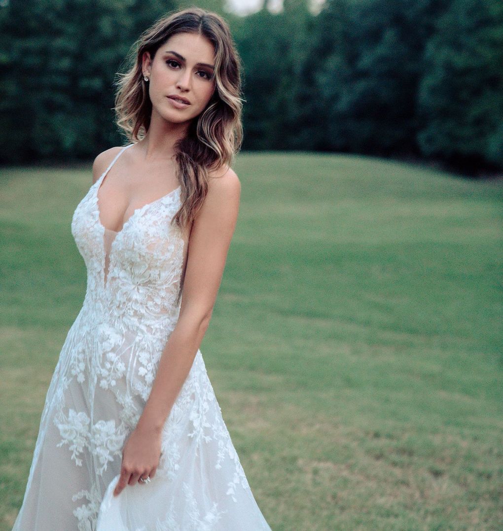 Lancaster Pa Bridal Salon Veritey Bride 7177992204 Allure Bridals