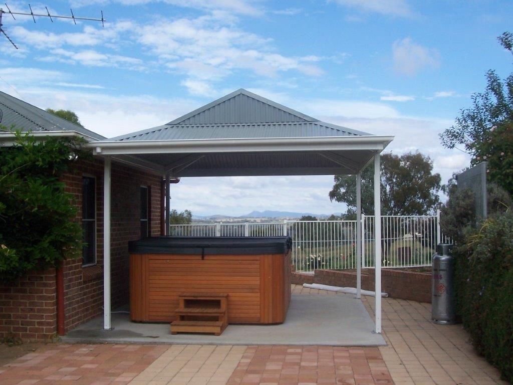 Covered backyard patio with a wooden hot tub — More Than Garages Pty Ltd–Ranbuild Tamworth in Taminda, NSW