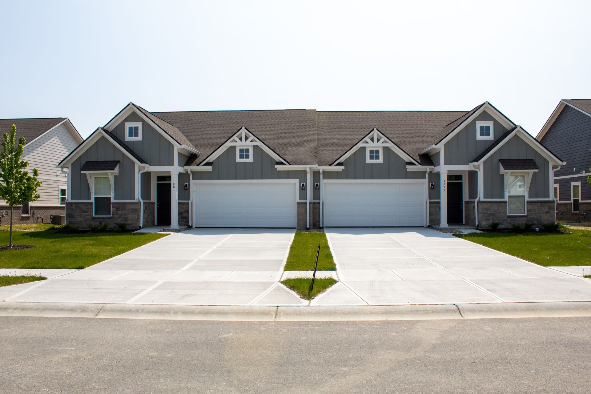 Westhaven home exterior double driveway