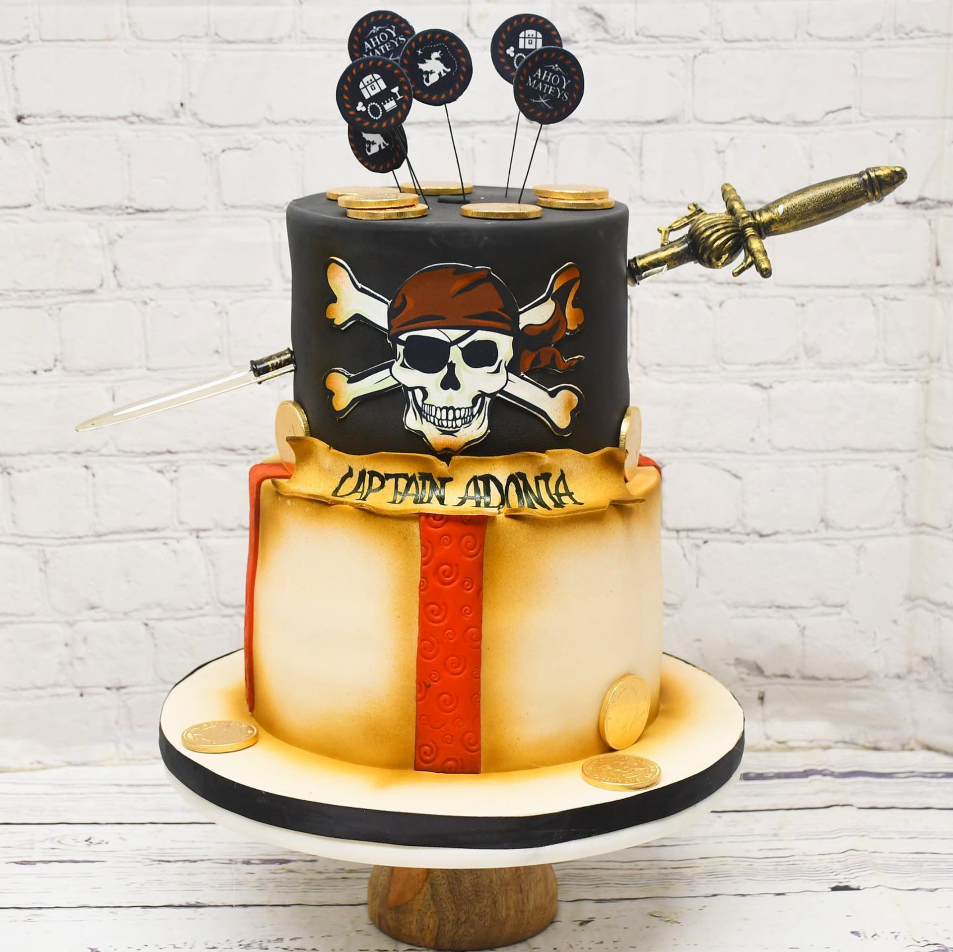 A pirate cake with a skull and crossbones on it