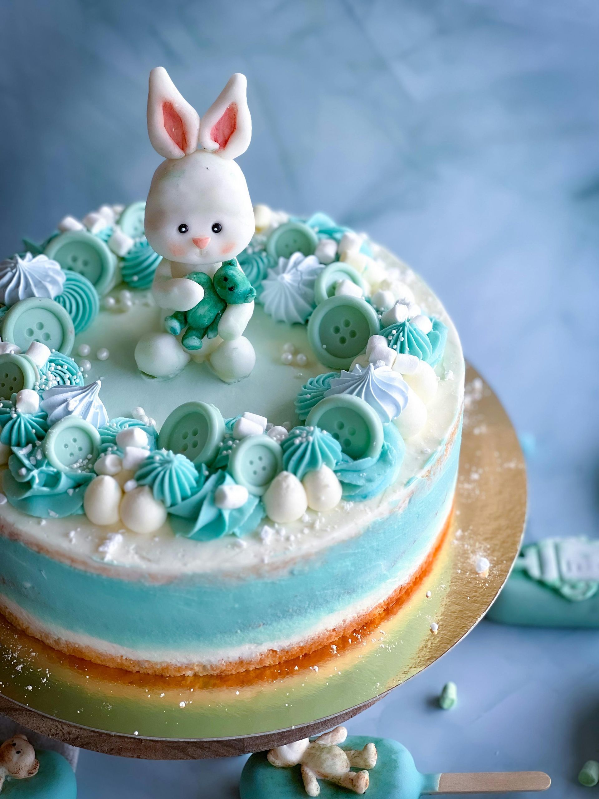 custom cake