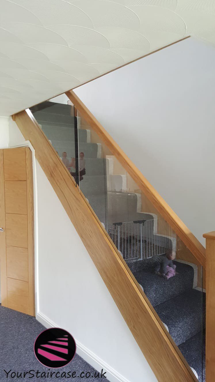 Your Staircase example with glass in groove