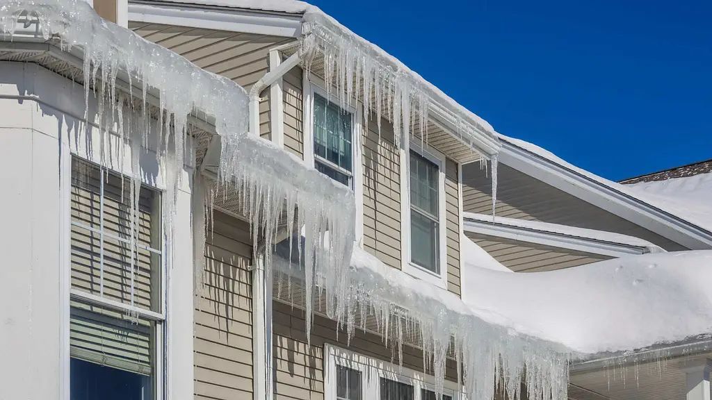Ice Dams on Roofs