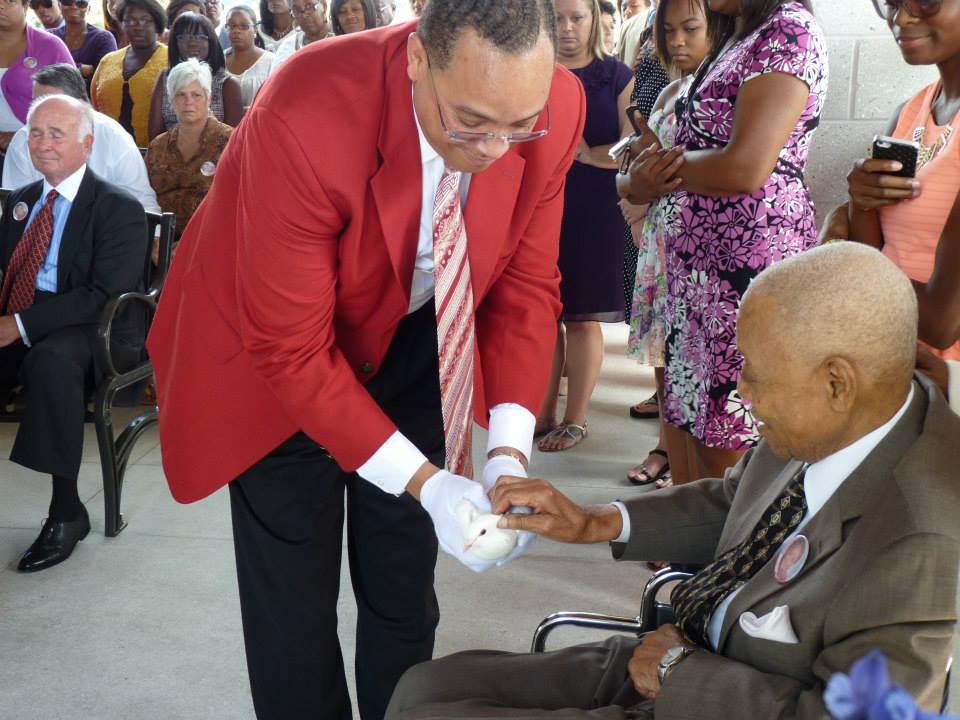 dove funeral services Tyrone Warden