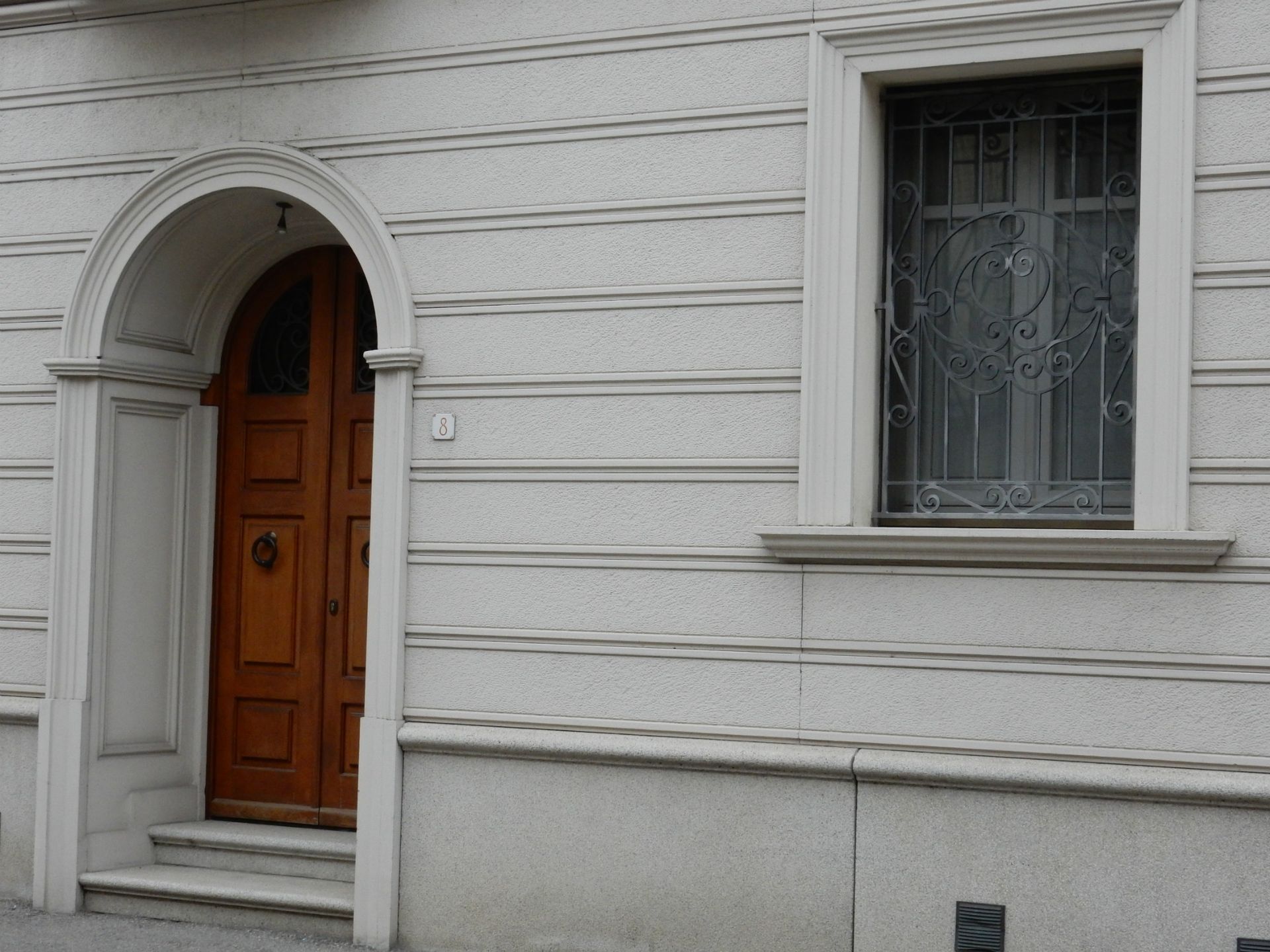 Cornice Portale Arcato su Disegno in c.a. Vigevano Residenza Privata