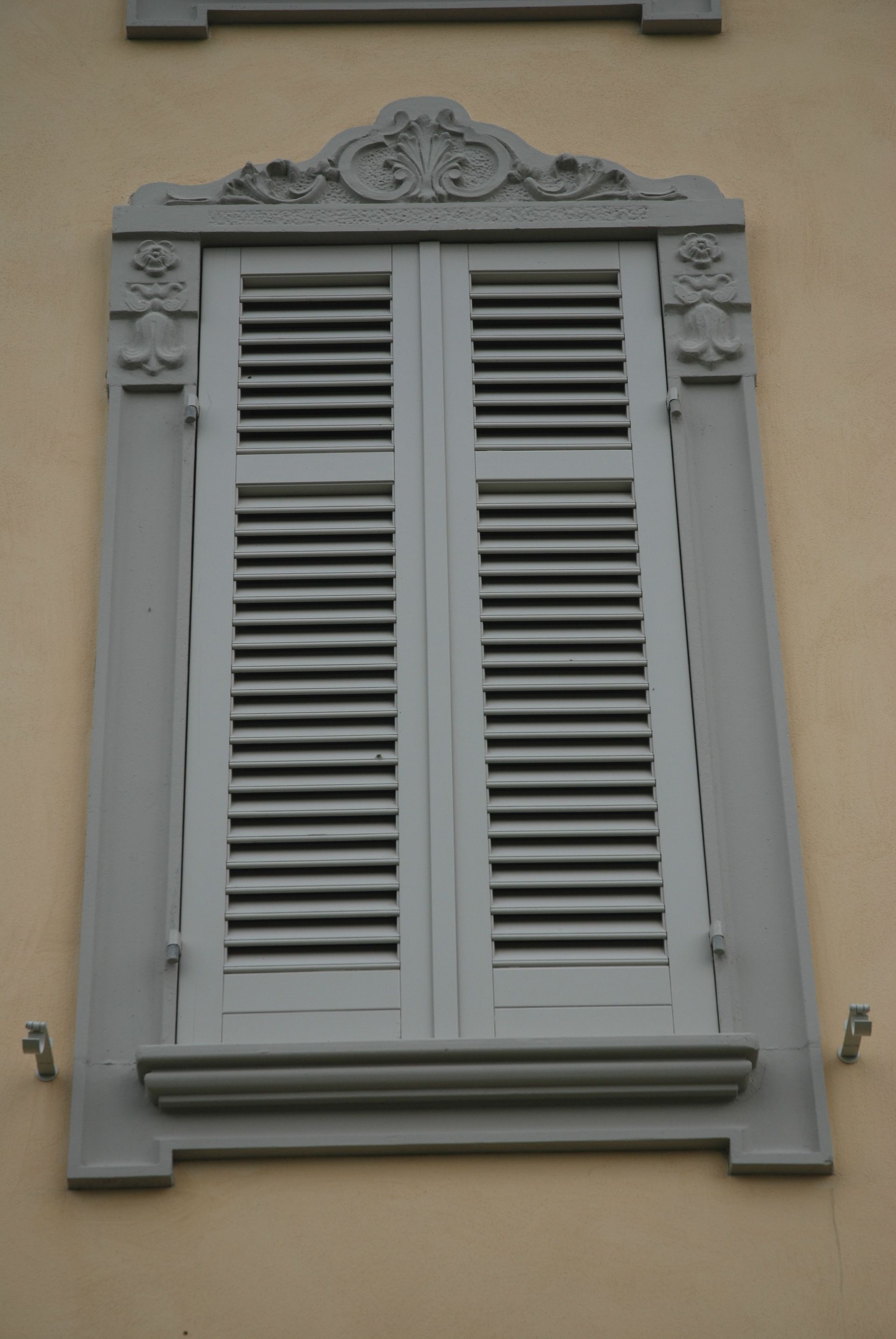 Cornice Modanata su Modello per finestre in c.a. zona Casale Monferrato Villa Privata