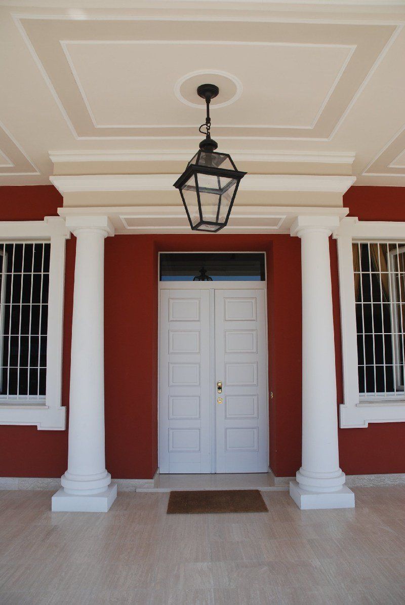 Portale in cemento villa bellaria zona valle San Bartolomeo