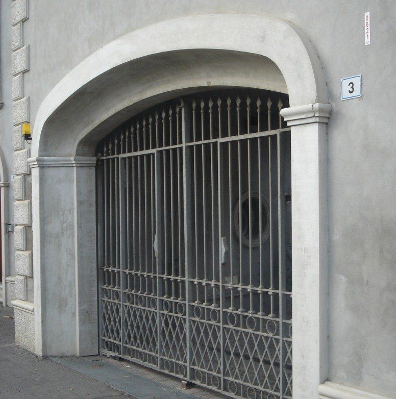 Portale ingresso carraio abitazione privata zona Alessandria