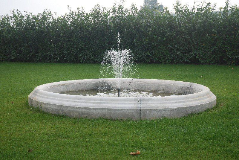 Fontana villa a Casale Monferrato