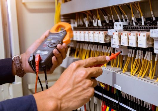 INNOVACIONES ELÉCTRICAS Y CONSTRUCCIÓN