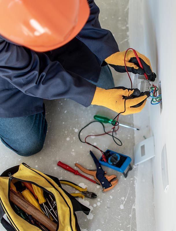 INNOVACIONES ELÉCTRICAS Y CONSTRUCCIÓN