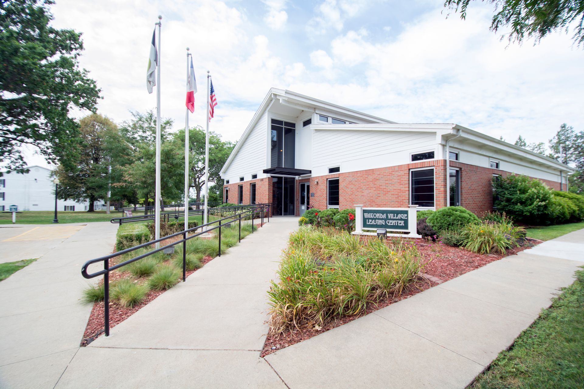 Apartments for Rent in Des Moines, IA Wakonda Village