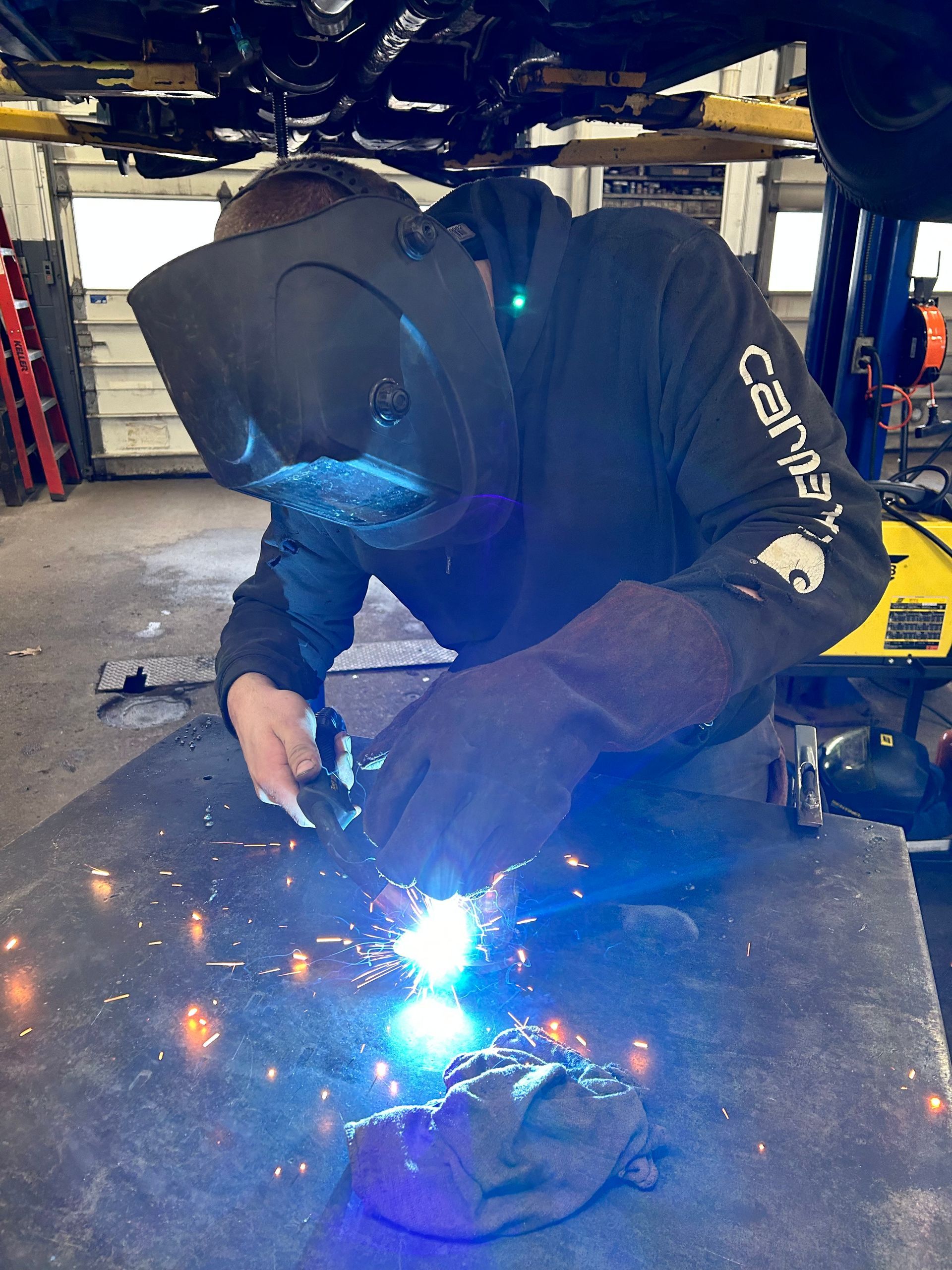 Welding Metal Components | Bussies Blue Star Automotive