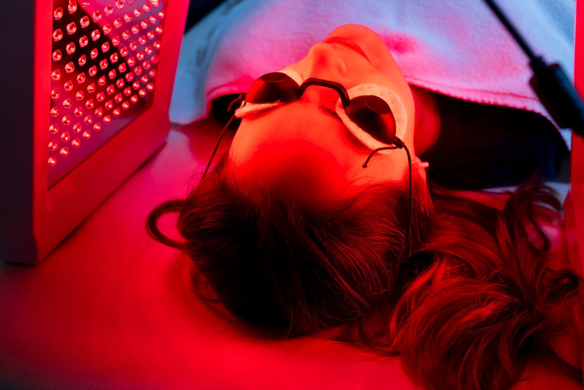 Red LED Light Therapy – Terrigal, NSW - Anjule Beauty Therapy