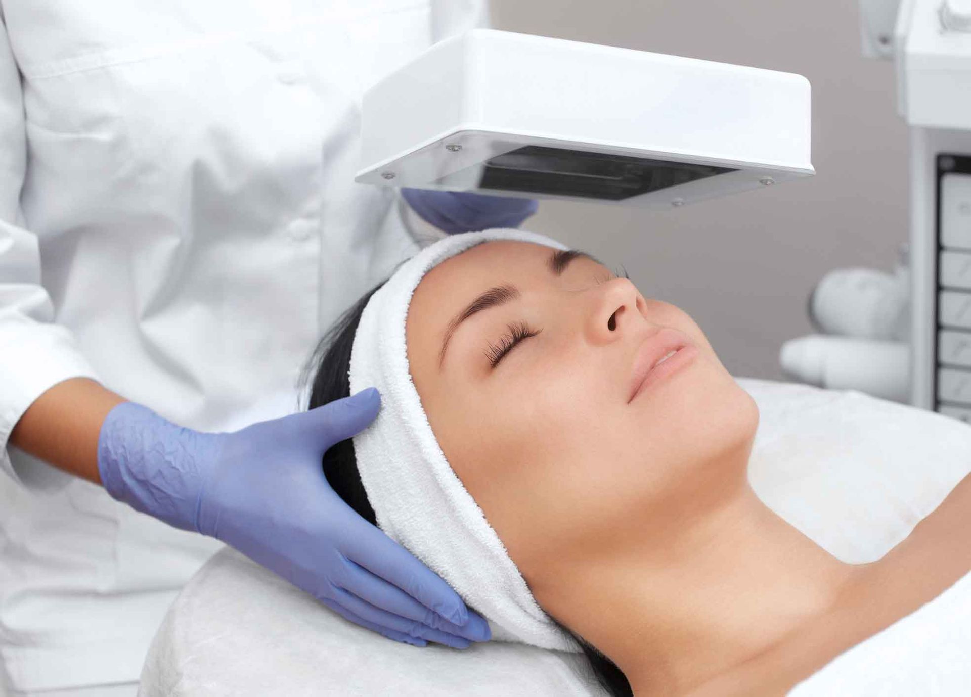 The Device Detects The Presence Of Skin Diseases Or Inflamed Areas – Terrigal, NSW - Anjule Beauty Therapy