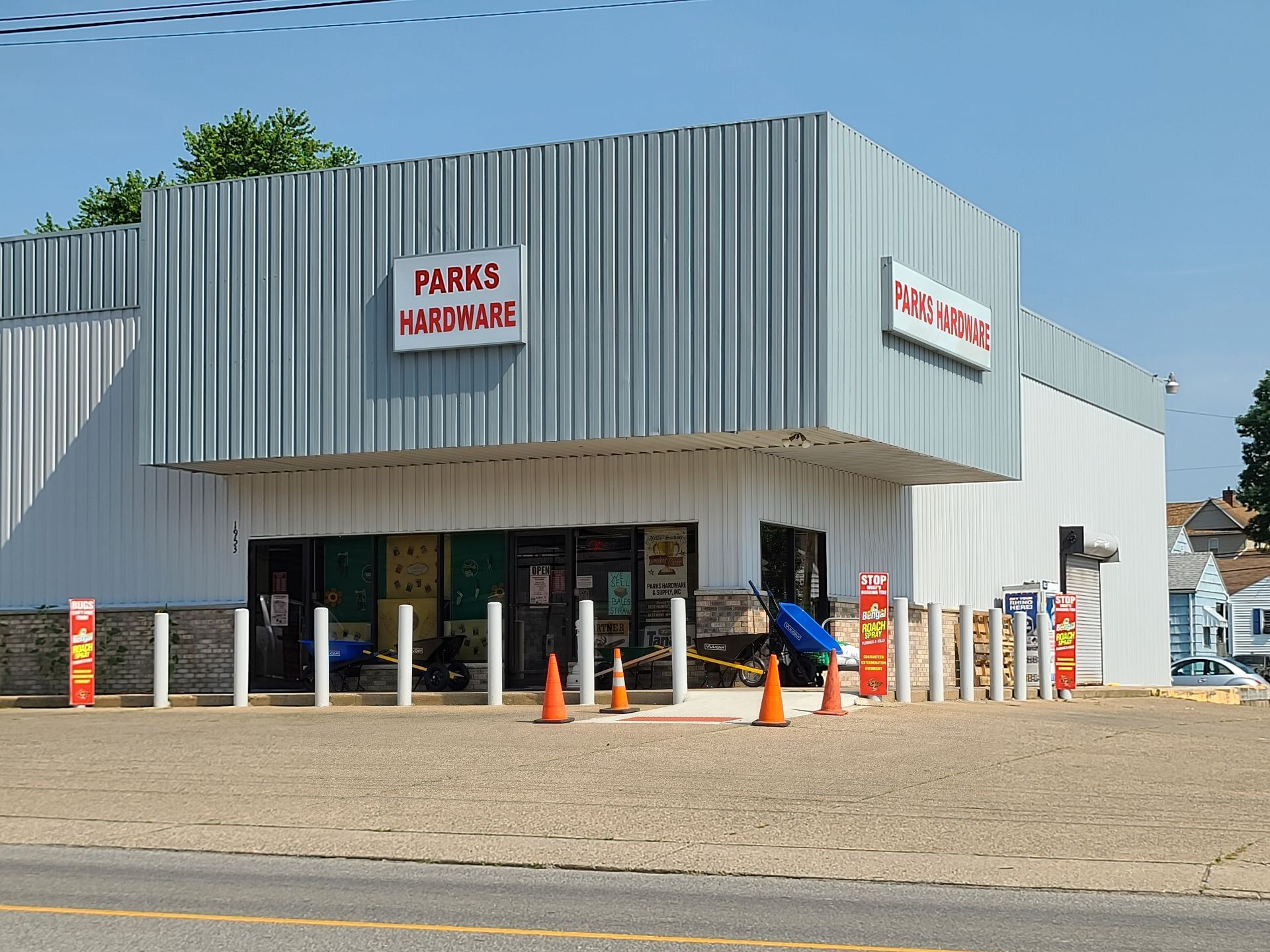 A building with a sign that says parks hardware