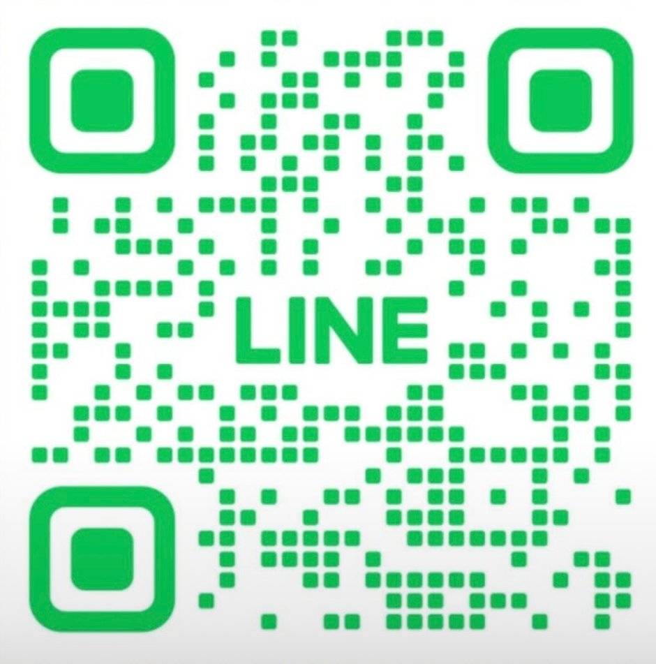 一個綠色的二維碼，上面寫著“line”