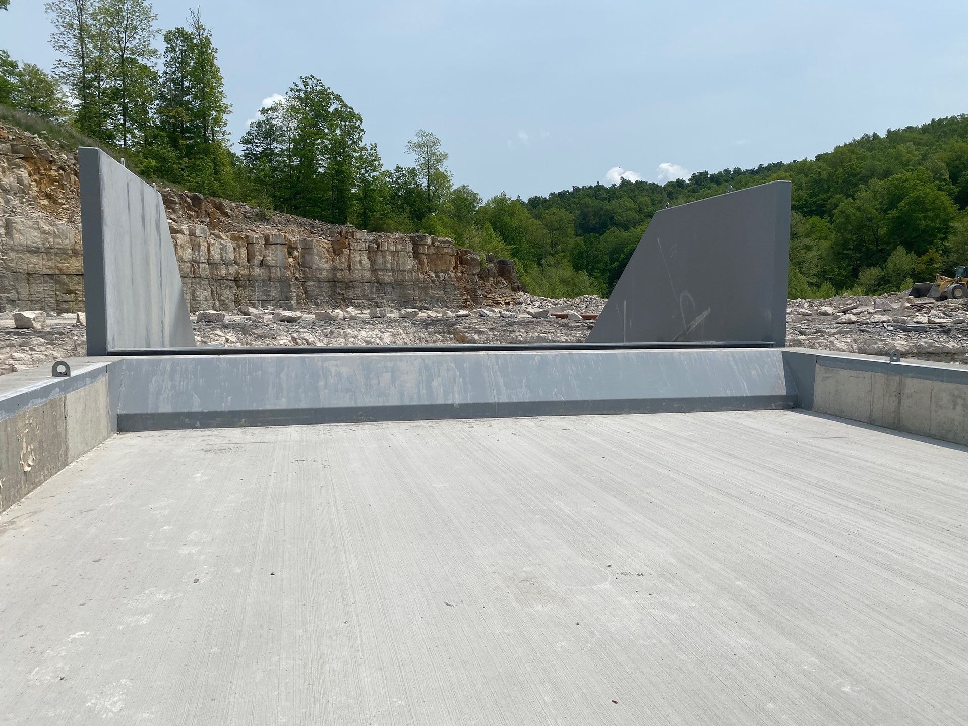 Wide Concrete Area — Midwest Region of IN — Jamniczky Contracting, Inc.