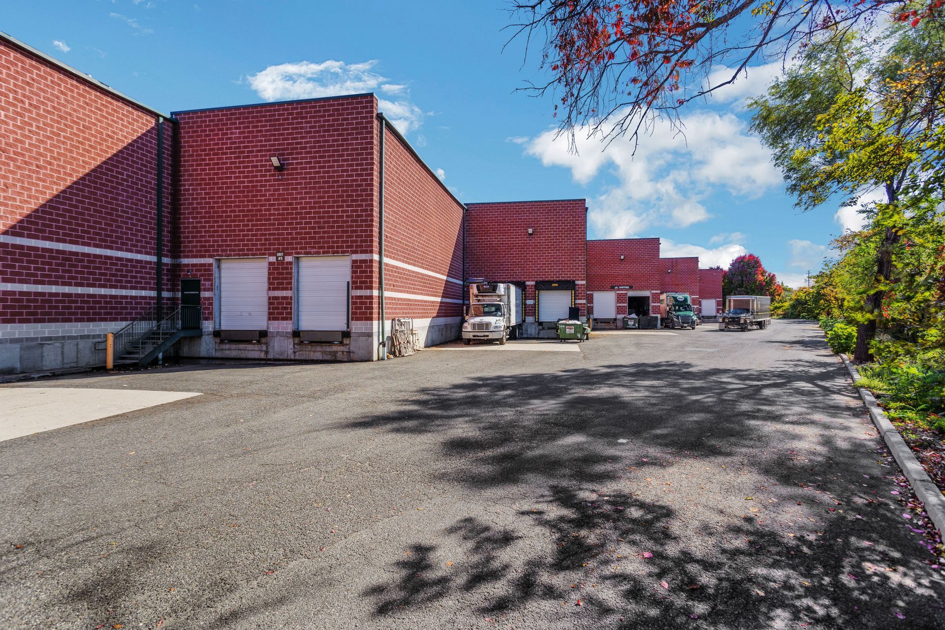 801 Penhorn Building Photo