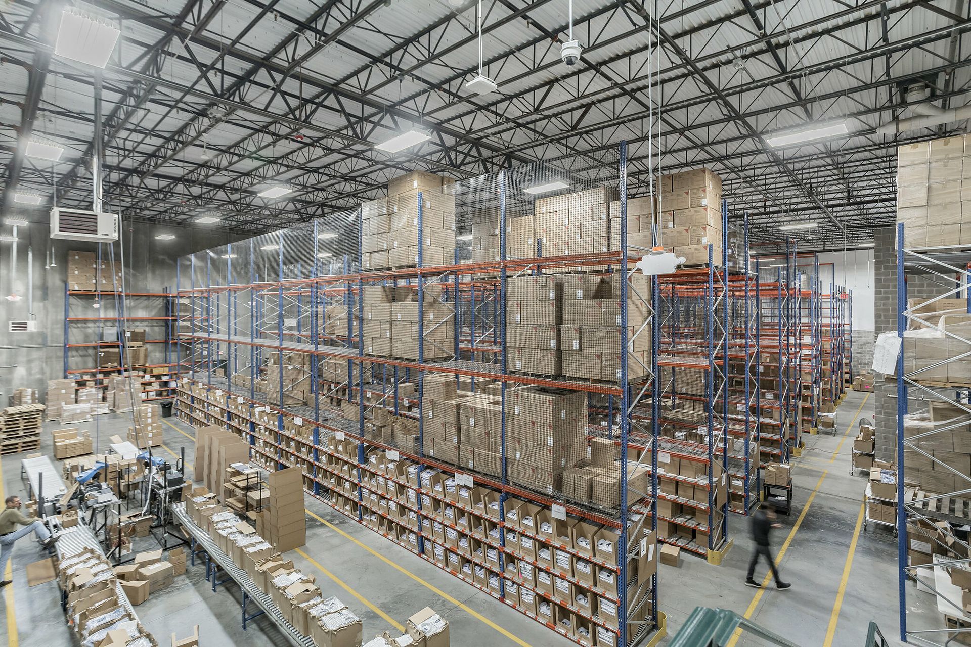 Warehouse space photo with shelves