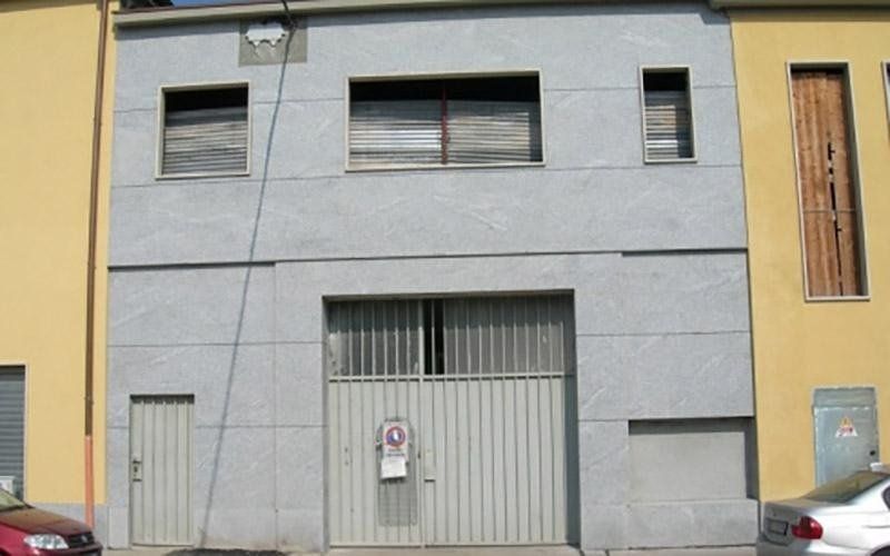 Lavorazione in pietra di Luserna fiammata uniforme