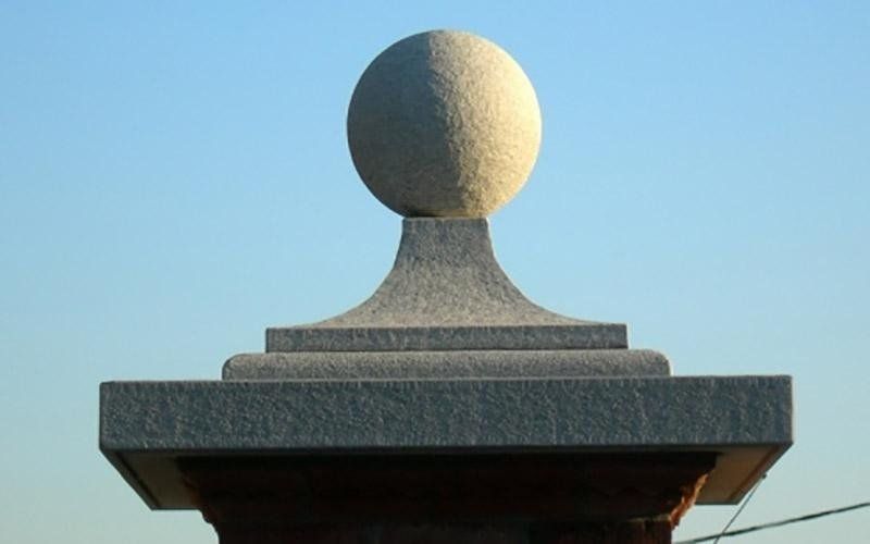 Lavorazione in pietra di Luserna fiammata uniforme