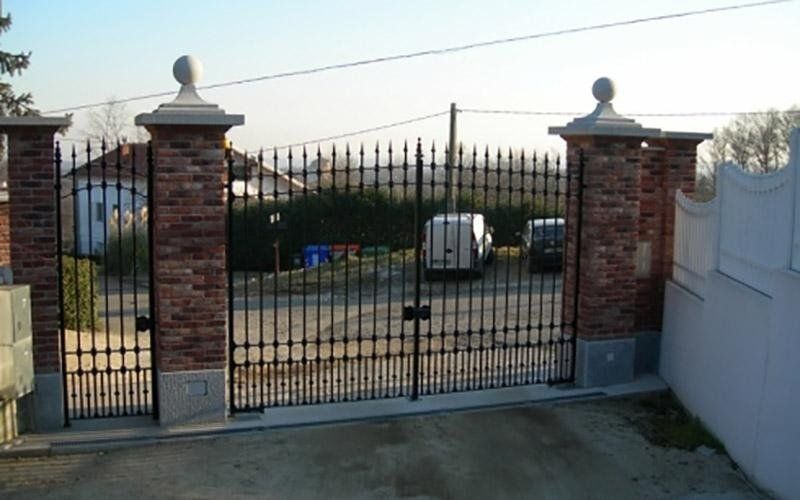 Lavorazione in pietra di Luserna fiammata uniforme