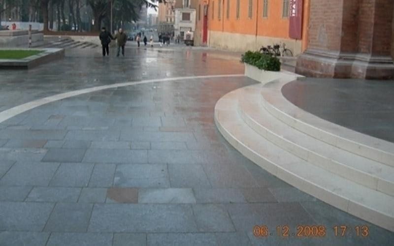 Ouvrage en Pierre de Luserne flammée mixte