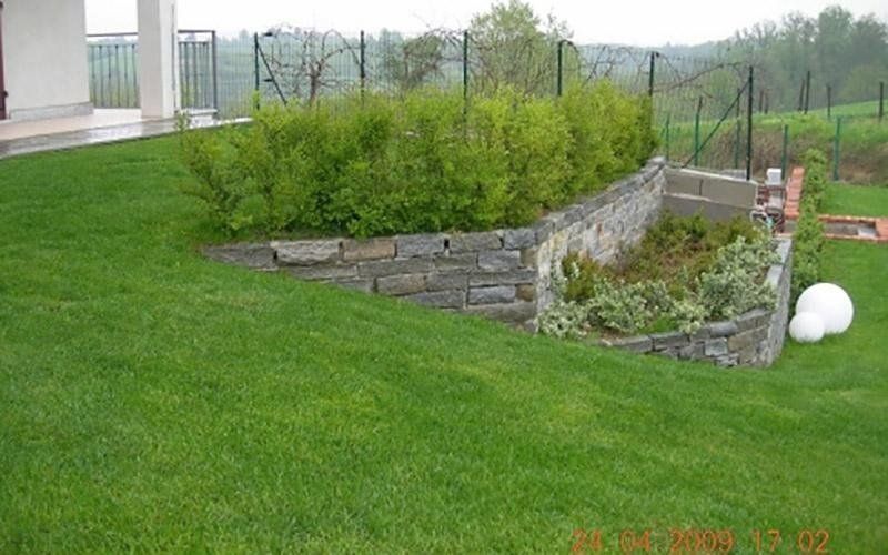 Rivestimento in pietra di Luserna a spacco misto